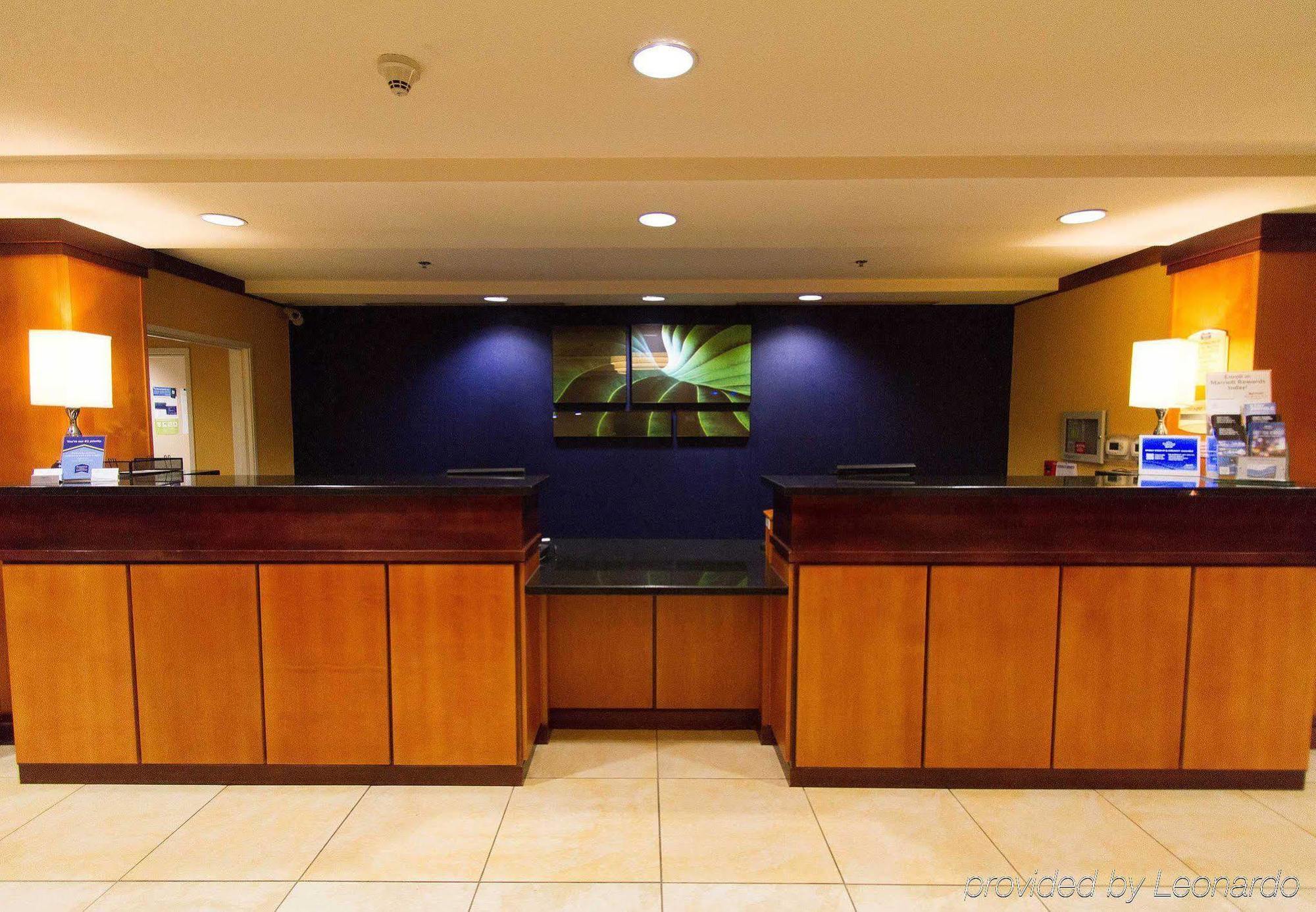 Hotel Fairfield & 3*